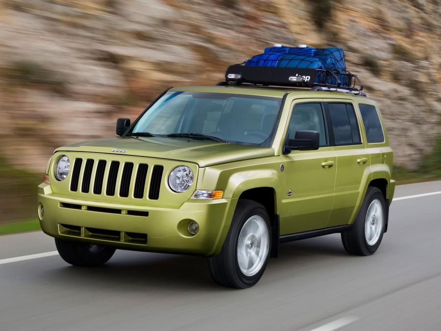  Jeep Patriot Back Country 2008 года  (фото 31 из 36)